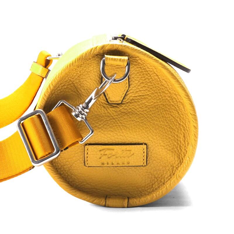 Fortu milano / フォルツミラノ グレインカーフレザーバレル型ショルダーバッグ(LA LINA BAG) （イエロー）の画像