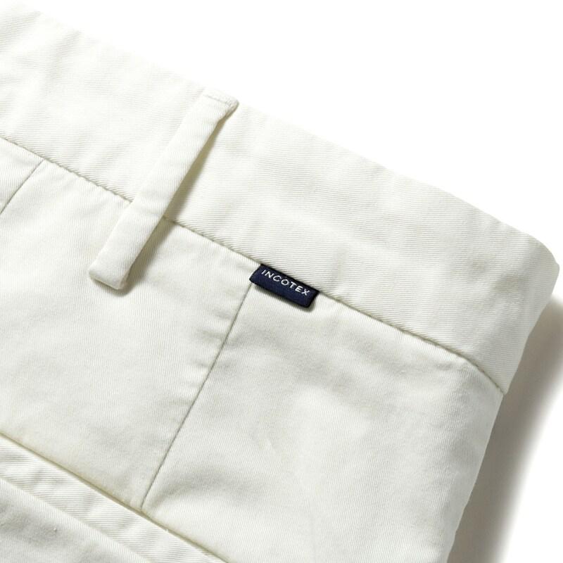 INCOTEX / インコテックス ROYAL BATAVIAガーメントダイコットンストレッチツイルノープリーツショーツ30型/SLIM FIT(1W0192/9098B) （オフホワイト）の画像