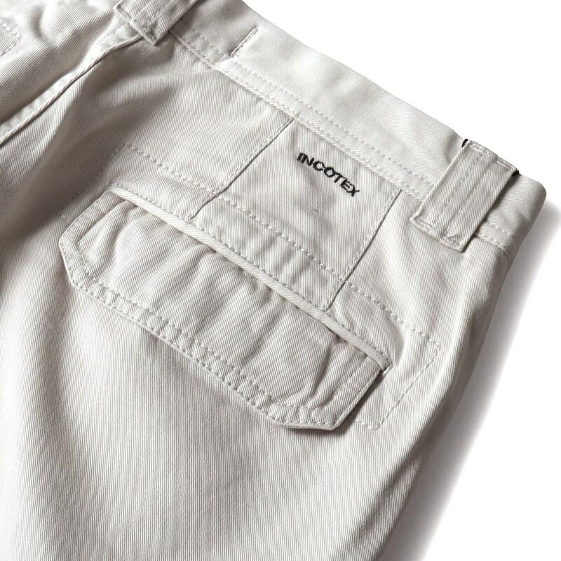 INCOTEX SLACKS / インコテックス スラックス ガーメントダイコットンギャバジンテーパードカーゴパンツ184型/TAPERED FIT(10S184/20199) （ライトベージュ）の画像