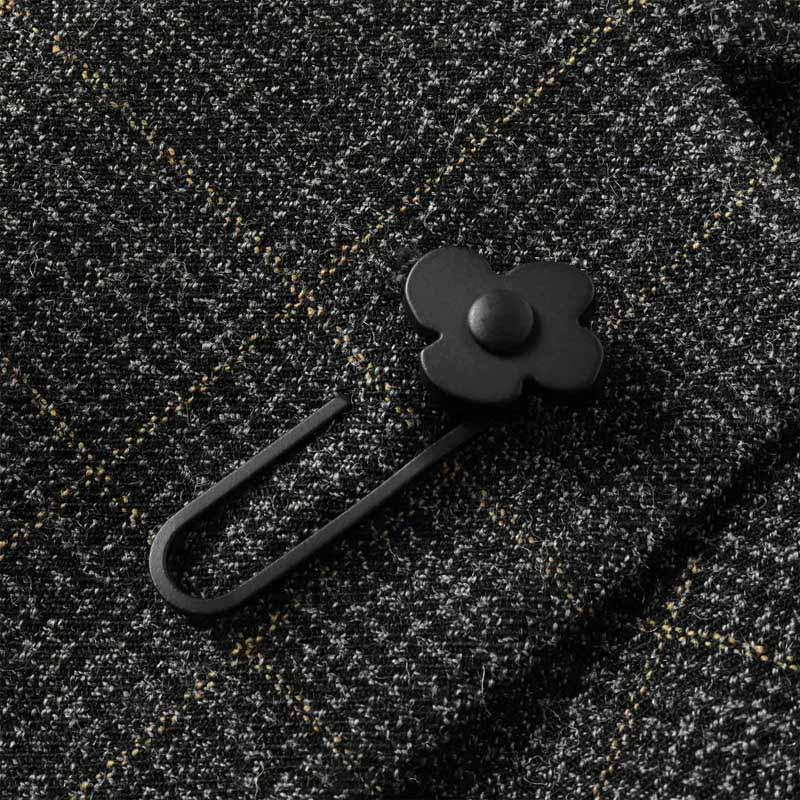 LARDINI / ラルディーニ ADVANCEポリエステルウールストレッチジャカードチェック柄3Bスーツ(JA6106AE/IVSF63407) （グレー×ブラック×ベージュ）の画像