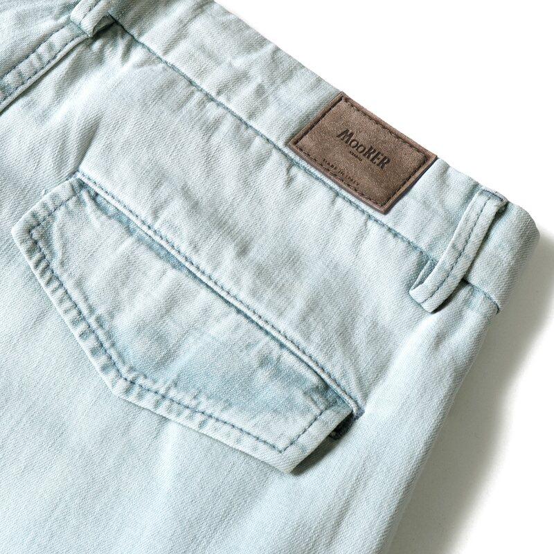 MOORER / ムーレー ウォッシュドコットンデニムスリムテーパードカーゴパンツ(BRODY-01 LIGHT DENIM) （LIGHT DENIM）の画像