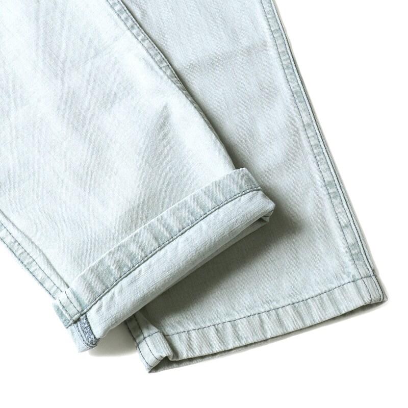 MOORER / ムーレー ウォッシュドコットンデニムスリムテーパードカーゴパンツ(BRODY-01 LIGHT DENIM) （LIGHT DENIM）の画像