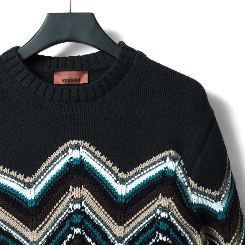 MISSONI / ミッソーニ ジグザグ柄ジャカードコットンウールクルーネックニット(US24WN0M) （ブラック基調マルチカラー）の画像