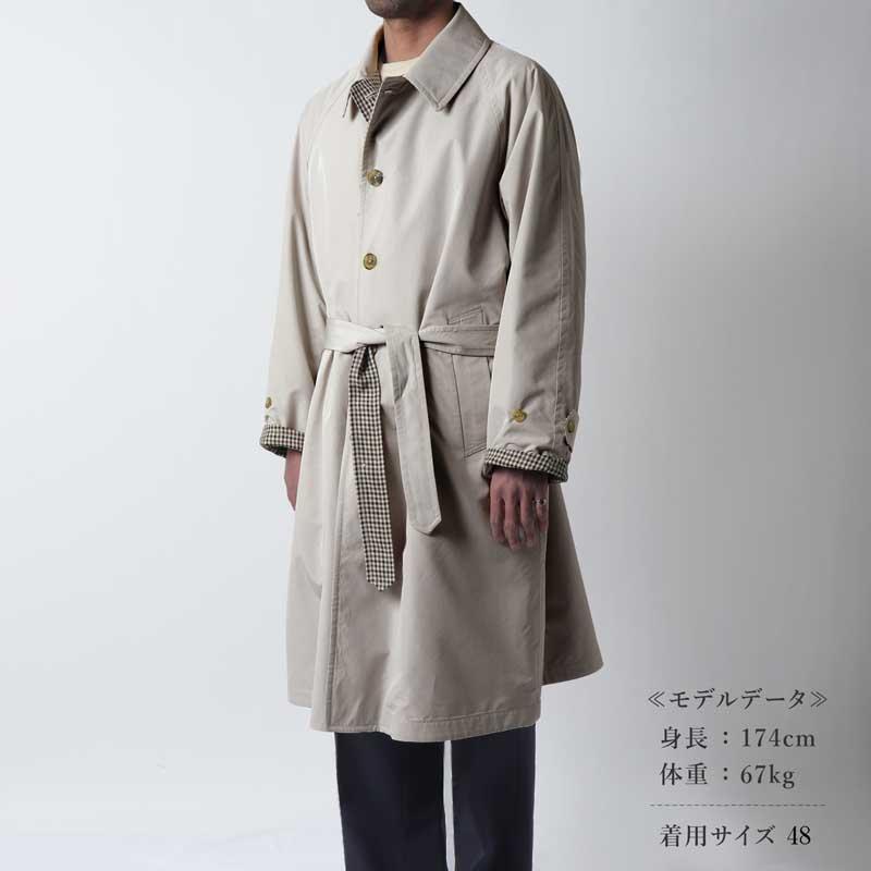 OLD ENGLAND / オールドイングランド ポリエステル×ウールリバーシブルベルテッドバルカラーコート （表地1：グレーベージュ/表地2：ブラウン基調チェック）の画像