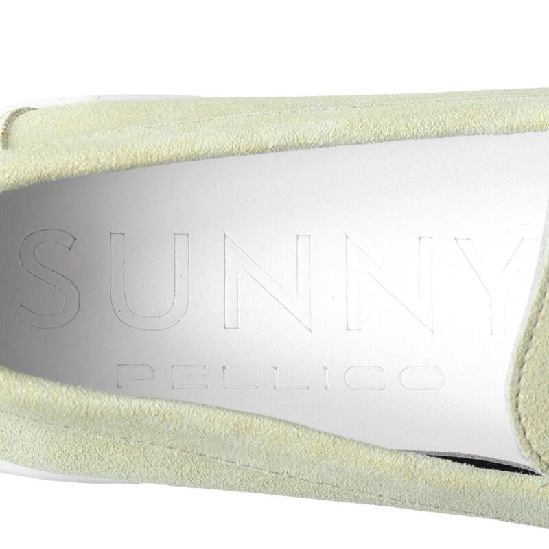 PELLICO SUNNY / ペリーコサニー スエードレザーモカシン型スリッポンスニーカー(M005 VALENCIA) （アッパー：アイボリー ソール：ホワイト）の画像