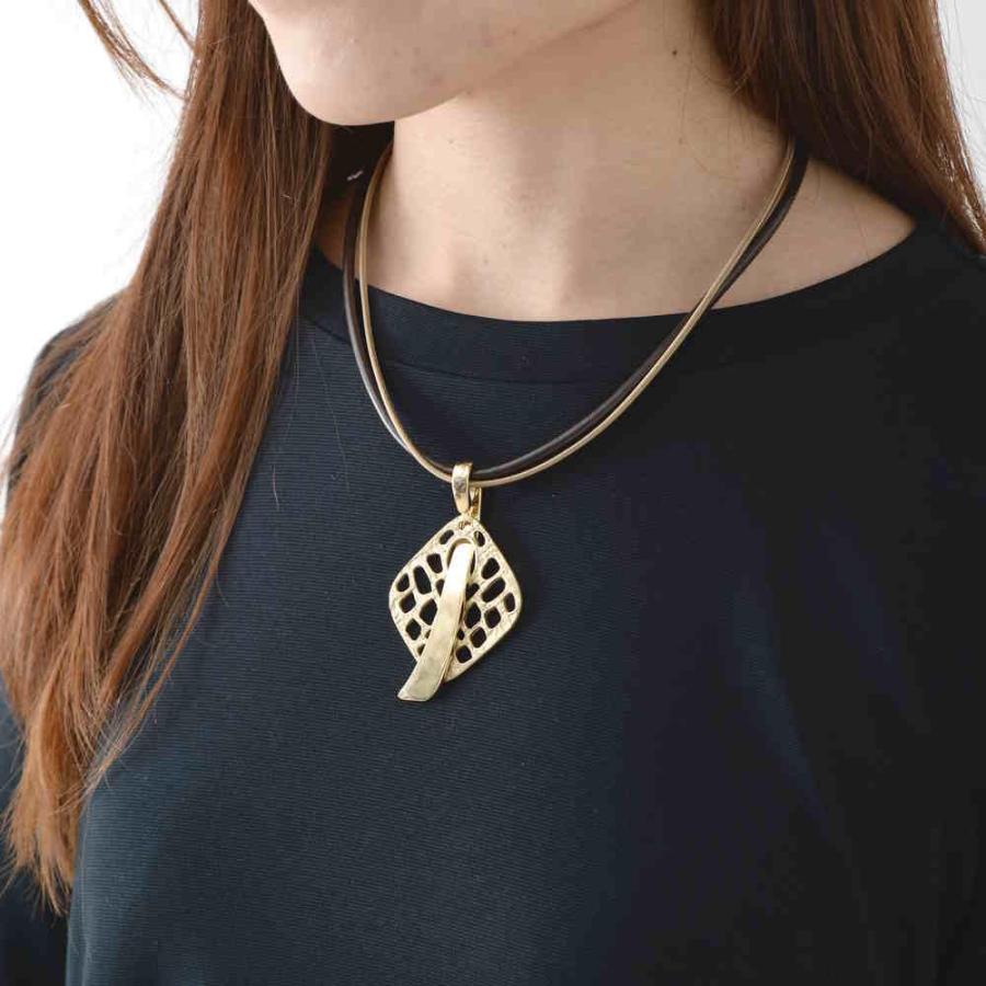 メール便送料無料 イタリア ゴールドメッシュのデザインネックレス  