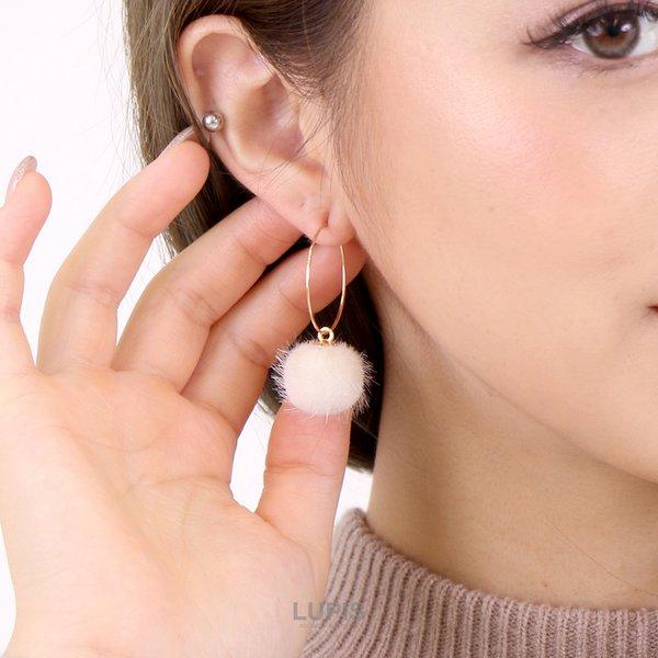   ボールデザイン フープピアス 約2.5cm ビジューフープピュアチタンロングポストピアス | 【公式】MUK ONLINE