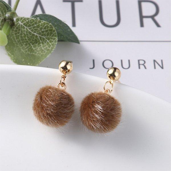 キュート❣️秋冬☆優しいチョコブラウン♡ニット調ベアとふわふわポンポンのピアス♡ キュート️秋冬優しいチョコブラウンニット調ベアとふわふわポンポンの