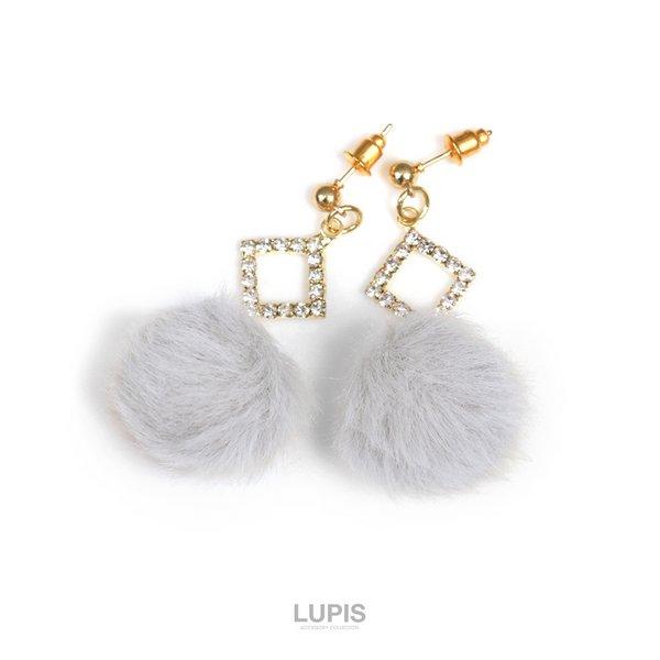 LUPIS ピアス レディース ファー ビジュー 揺れる パヴェ ストーン 