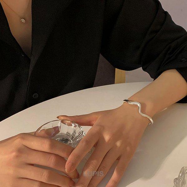 LUPIS（ルピス） バングル ブレスレット ウェーブライン ニュアンス