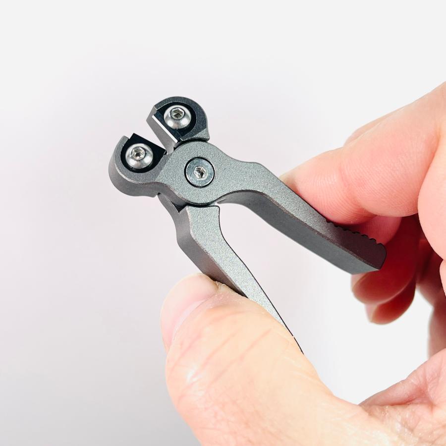 ニッパービスチェ ウェーブギア タイトニッパー KP-519 : ルアープラス - 通販 - Yahoo