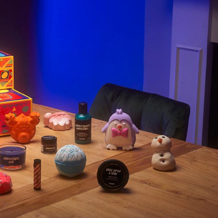 LUSH ラッシュ 公式 アドベントカレンダー ギフト セット クリスマス プレゼント バスボム 入浴剤 石鹸 スクラブ 蝋燭 香水 リップ コフレ アドベントカレンダー クリスマス スクラブ リップ Xmas シャワージェル