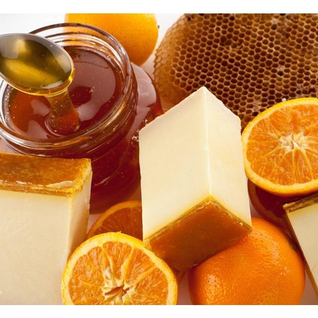 石鹸 ラッシュ 公式 Lush みつばちマーチ ホールソープ 3 2kg ウェディングソープケーキ ラッシュ公式 Paypayモール店 通販 Paypayモール