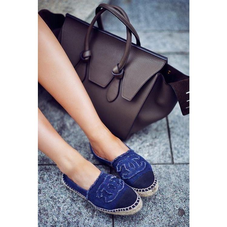 CHANEL　　エスパドリーユ　ネイビー　人気　即日発送 | CHANEL | 01