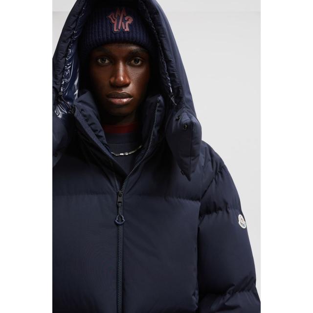 MONCLER メンズ ダウンジャケット モンクレール Habagat Short MONCLER メンズ ダウンジャケット モンクレール Habagat Short