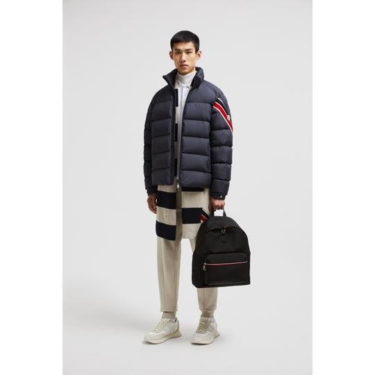 MONCLER メンズ ダウンジャケット モンクレール Solayan MONCLER メンズ ダウンジャケット モンクレール Solayan
