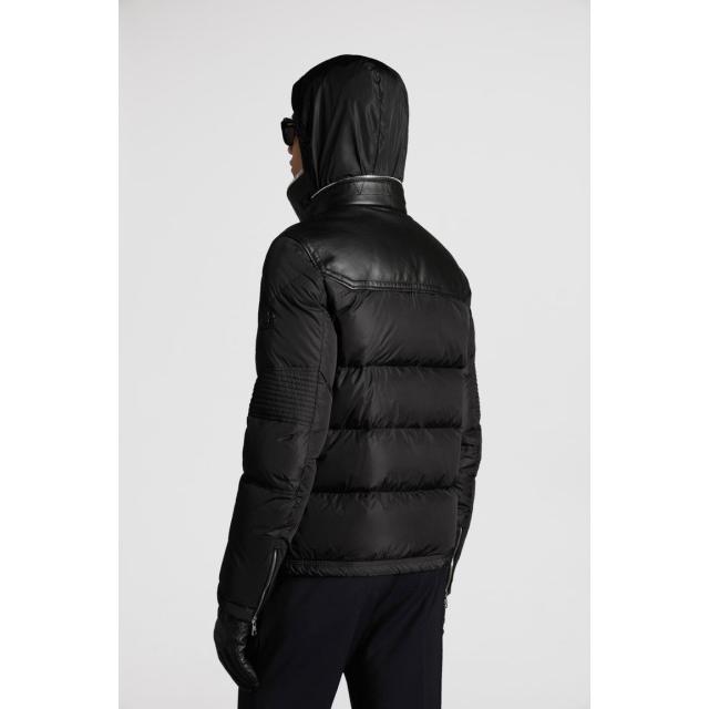 MONCLER メンズ ダウンジャケット モンクレール Leo Short Down MONCLER メンズ ダウンジャケット モンクレール Leo Short Down
