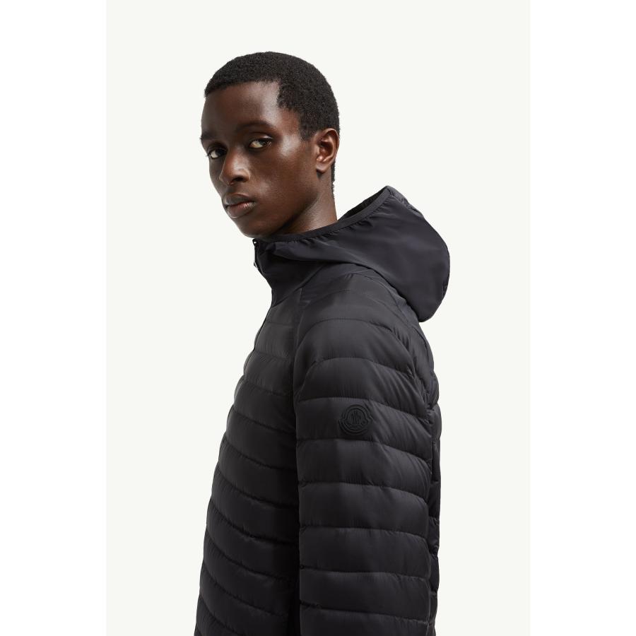 MONCLER（モンクレール） メンズ ダウンジャケット Galbert Hooded