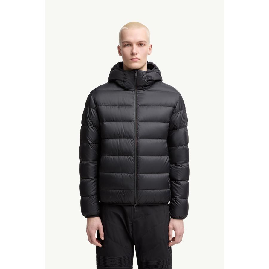 MONCLER（モンクレール） メンズ ダウンジャケット Erdon Short Down