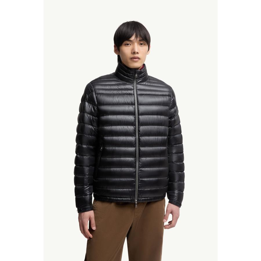 MONCLER（モンクレール） メンズ ダウンジャケット Arnique Short Down