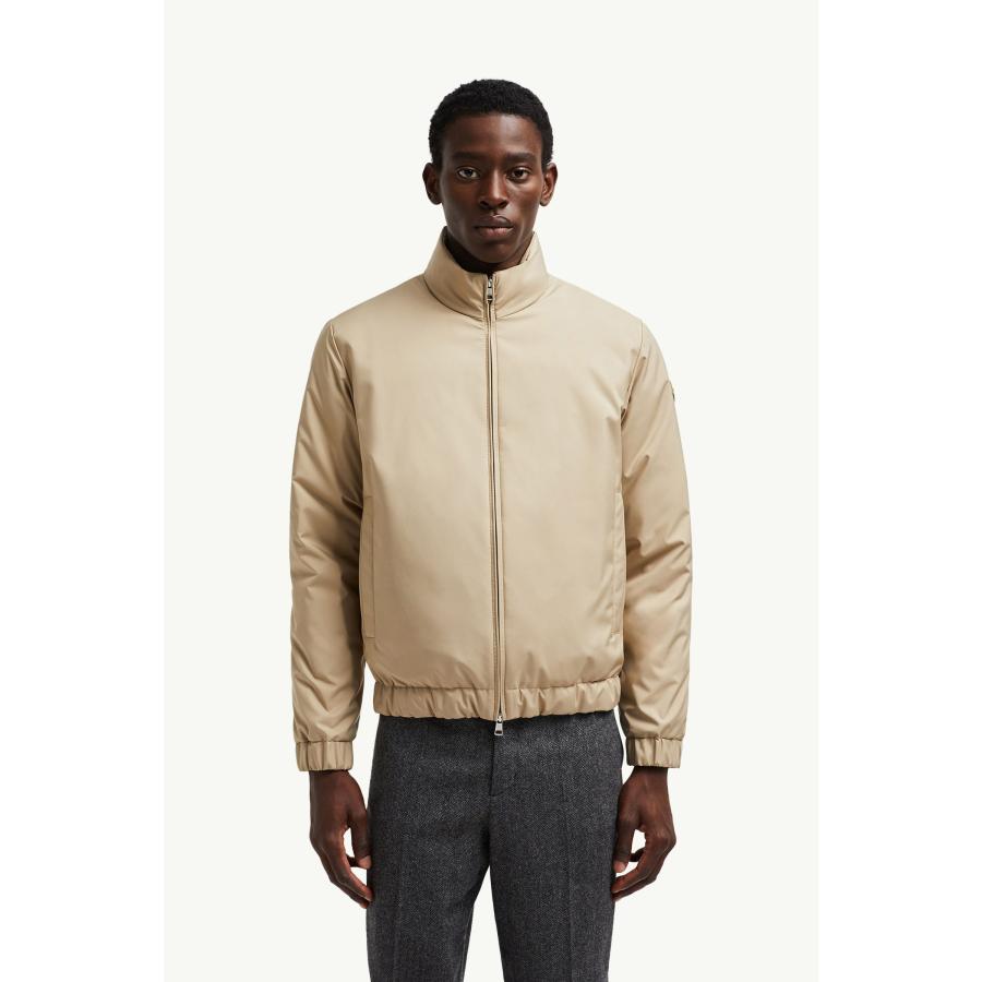 MONCLER（モンクレール） メンズ ダウンジャケット Luserna Short Down