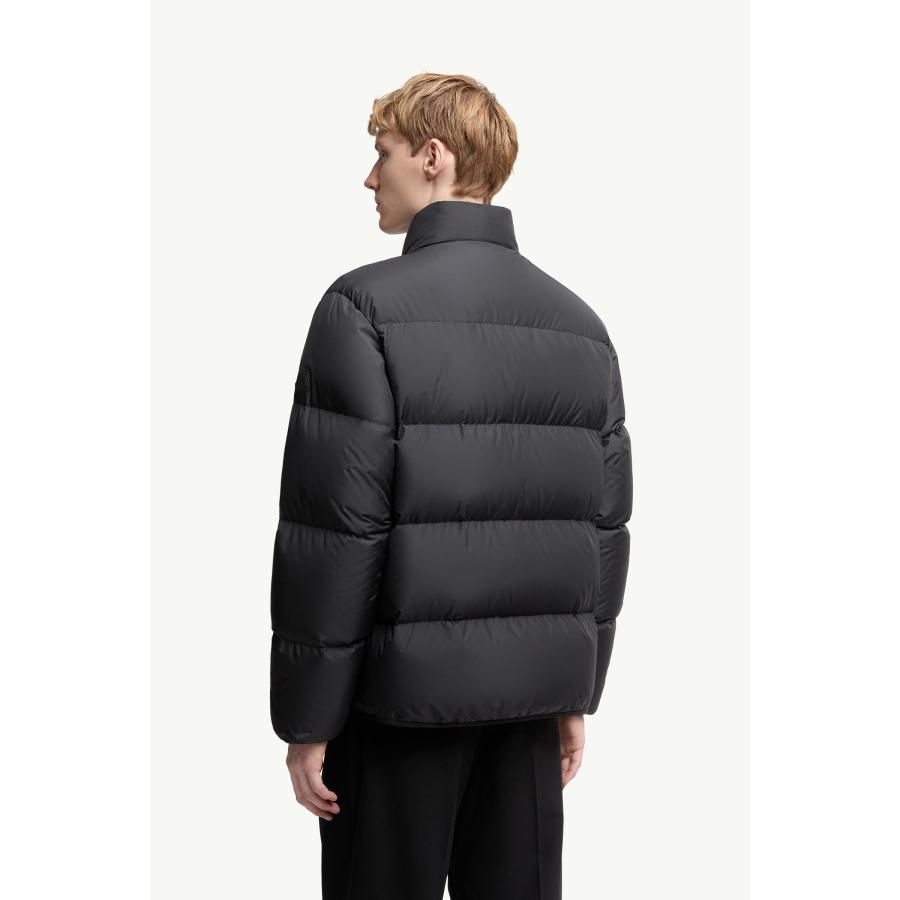MONCLER（モンクレール） メンズ ダウンジャケット Erterle Short Down