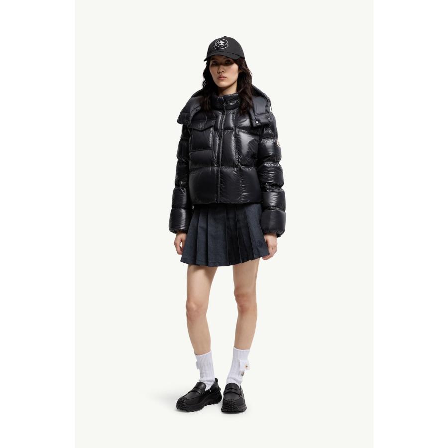 MONCLER（モンクレール） レディース ダウンジャケット Erea Square