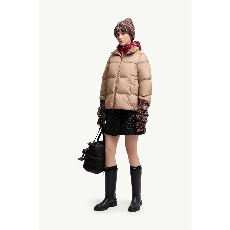 MONCLER（モンクレール） レディース ダウンジャケット Esnaie Teddy
