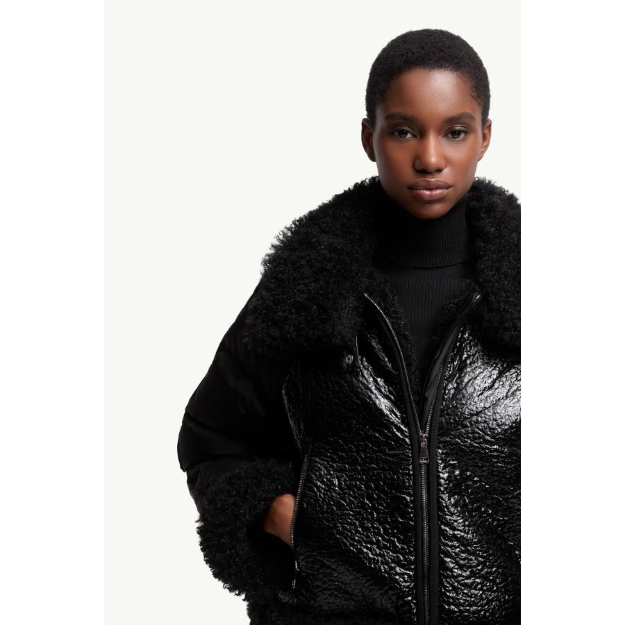 レディース ダウンジャケット MONCLER モンクレール Rubrouk Teddy-Trimmed Short Down Jacketの画像