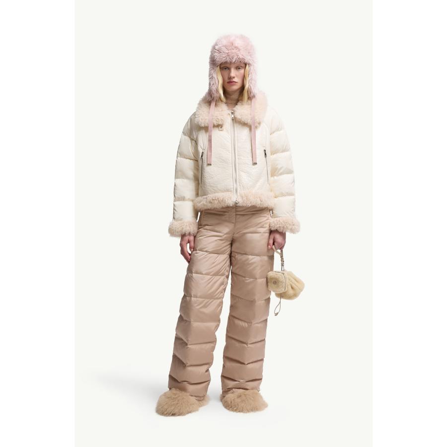 コロコロ　MONCLER クリーム色 ダウンジャケット MONCLER（モンクレール） メンズ ダウンジャケット Cernay Reversible