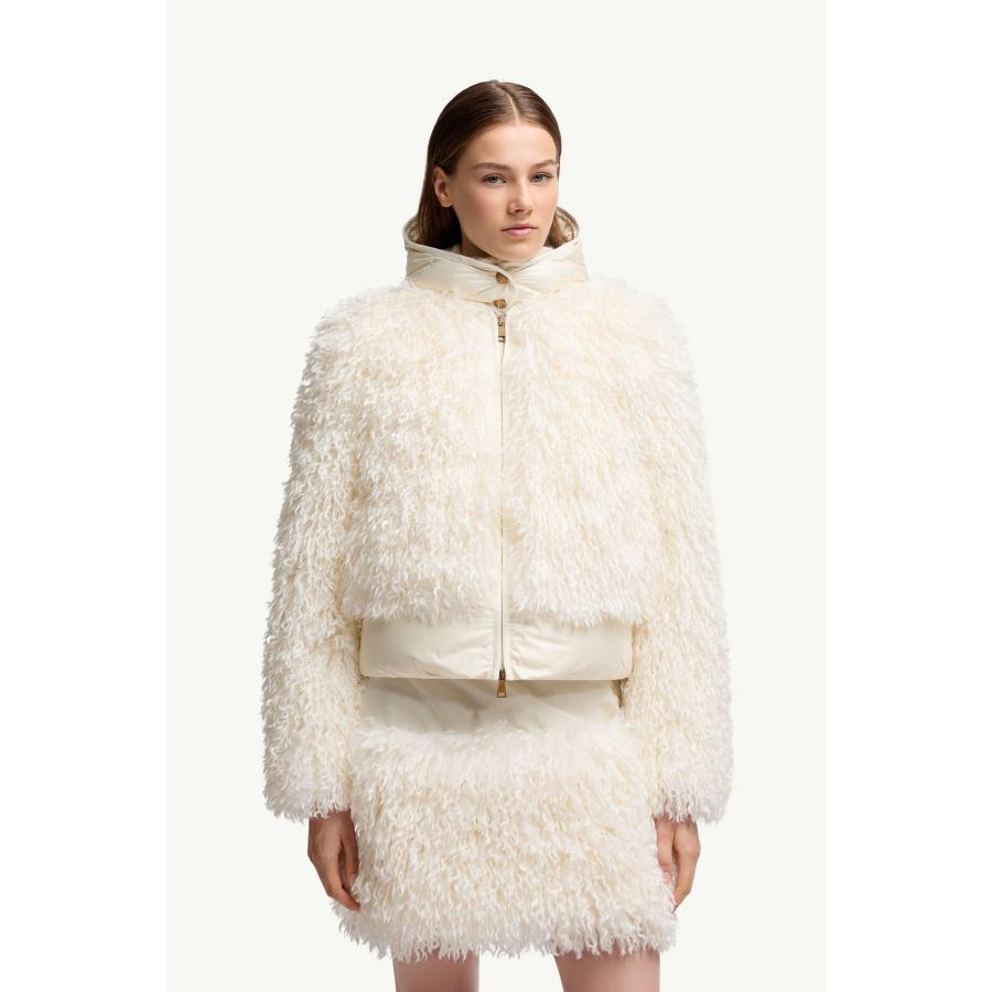 レディース ダウンジャケット MONCLER モンクレール Vigiers Teddy Hooded Short Down Jacketの画像
