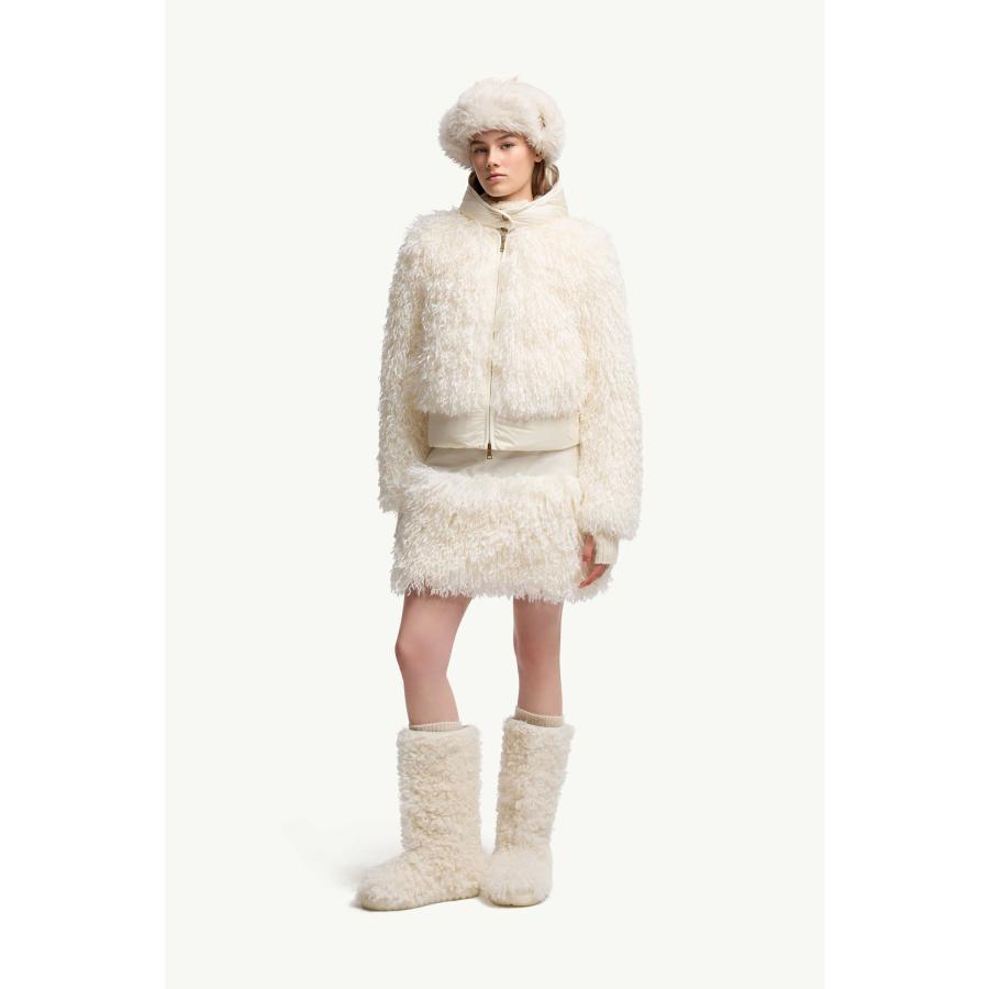 レディース ダウンジャケット MONCLER モンクレール Vigiers Teddy Hooded Short Down Jacketの画像