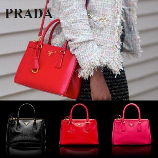 PRADA プラダ サフィアーノ　2way ハンドバッグ ショルダーバッグ　赤 PRADA プラダ サフィアーノ 2way ハンドバッグ ショルダーバッグ