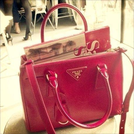 PRADA プラダ PRADA サフィアーノ 2way レッド（赤）rosso