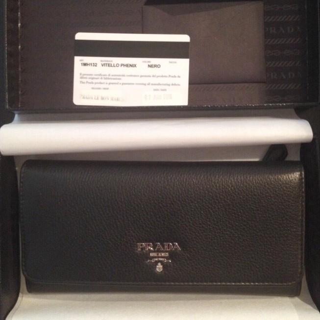PRADA プラダ　パスケース付き ビジュー 長財布　1MH132　在庫有り | PRADA