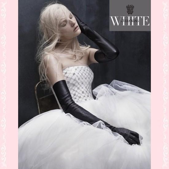 VERA WANG White by Vera Wang ジュエリー装飾チュールドレス VERA WANG White by Vera Wang ジュエリー装飾チュールドレス