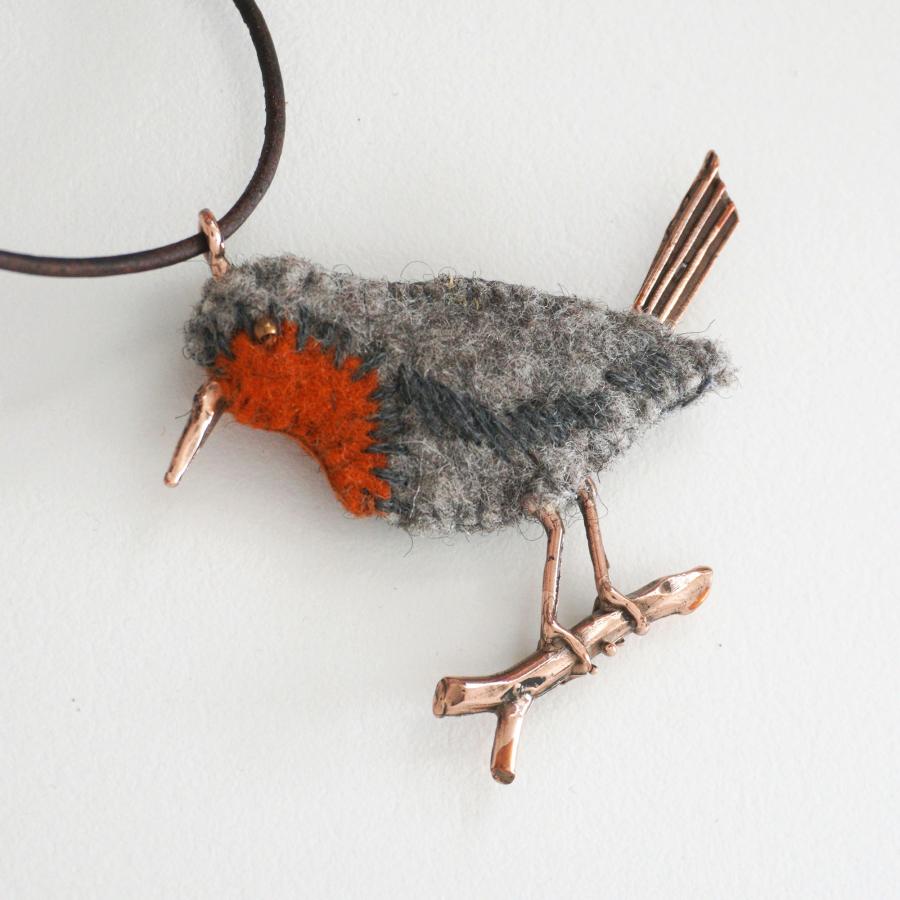 レナードビジュー コウノトリ ネックレス 鳥 真鍮×フェルト RENARD BIJOUX レナードビジュー ROBIN BIRD ネックレス バード鳥