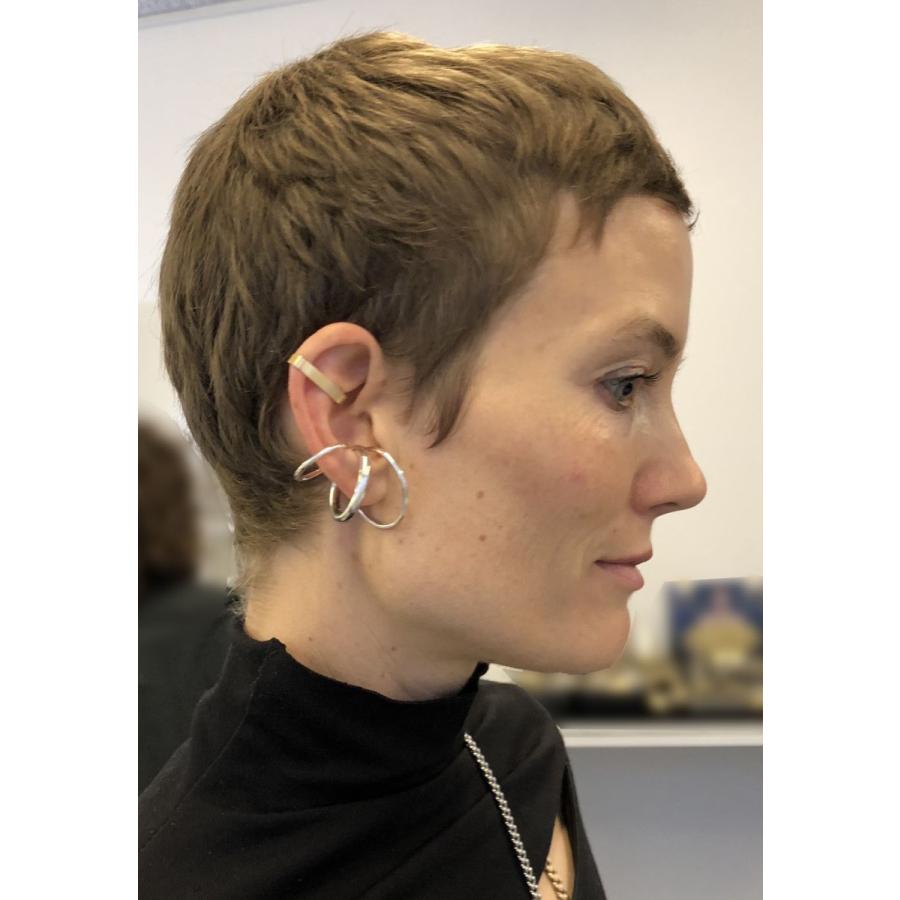 SASKIA DIEZ サスキア ディッツ シルバー STRIPE EARCUFF NO5