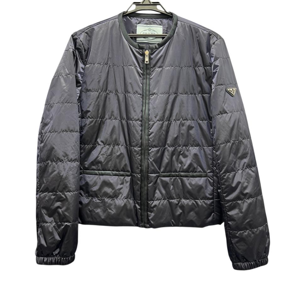 PRADA / トライアングルロゴ ダウンジャケット 42 ネイビー ノーカラー PRADA（プラダ） 極美品 トライアングルロゴ ダウンジャケット 290510