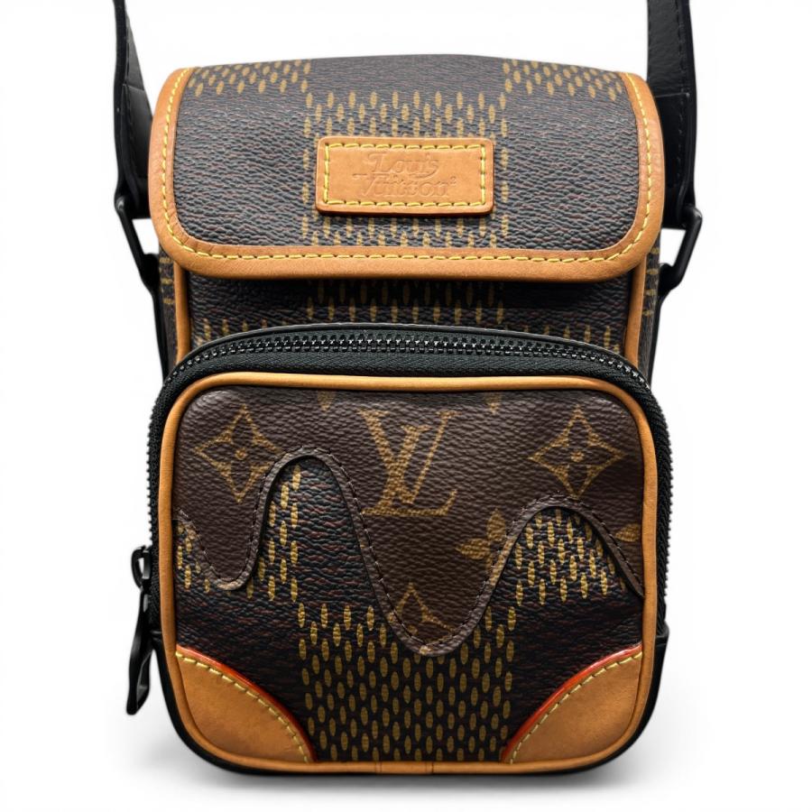 LOUIS VUITTON（ルイ・ヴィトン） 美品 × NIGO アマゾン