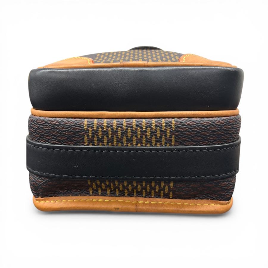 LOUIS VUITTON（ルイ・ヴィトン） 美品 × NIGO アマゾン