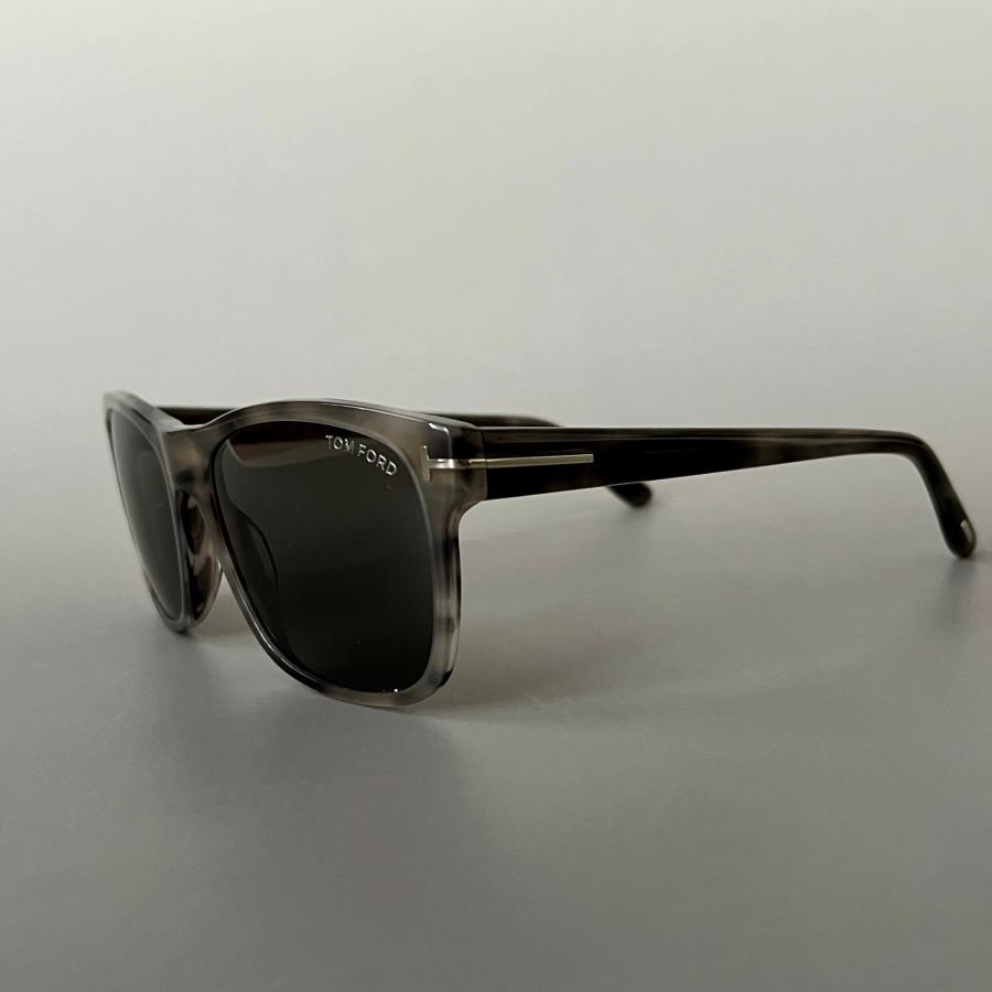 TOM FORD EYEWEAR トムフォード サングラス ウェリントン グレー TOM FORD EYEWEAR トムフォード サングラス ウェリントン グレー