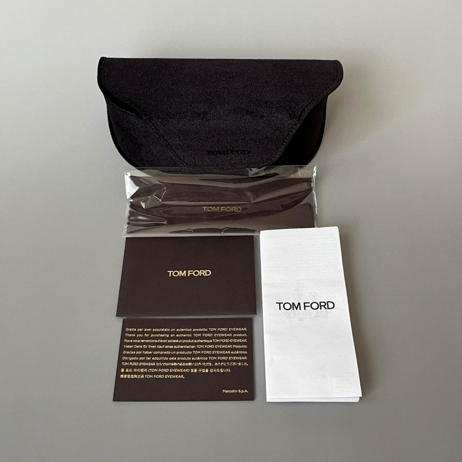 【並行輸入品】トムフォード サングラス TOM FORD アジアンフィット ブラック 黒 ウェリントン FT1137 メンズ レディース 新品 UVカット 鼻あて 日本人向け 爆買の画像