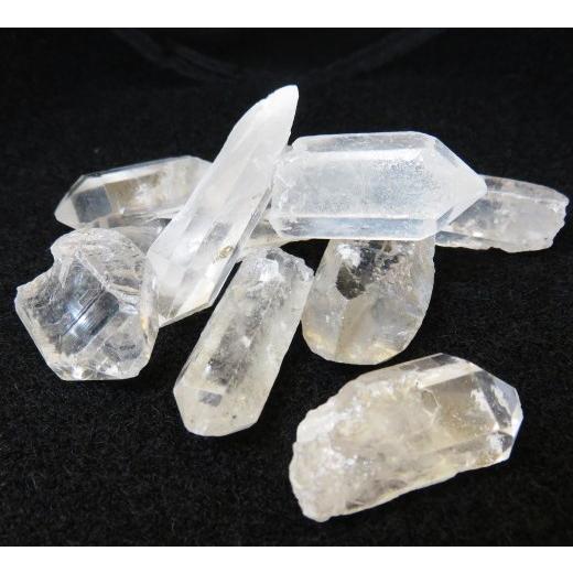 浄化用 水晶ポイント AA 小 100ｇ 天然石 パワーストーン ブラジル産　　　 |  | 01