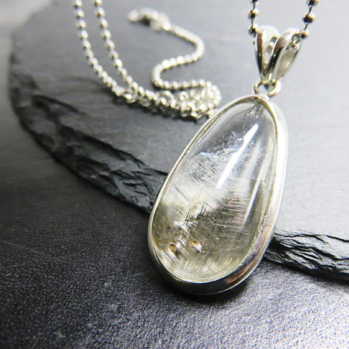 天然パワーストーンプラチナルチル丸玉と六芒星水晶のセット