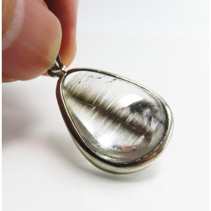 ペンダントトップ プラチナ ルチルクォーツ 約23mm×18mm 縦×横 鉱物