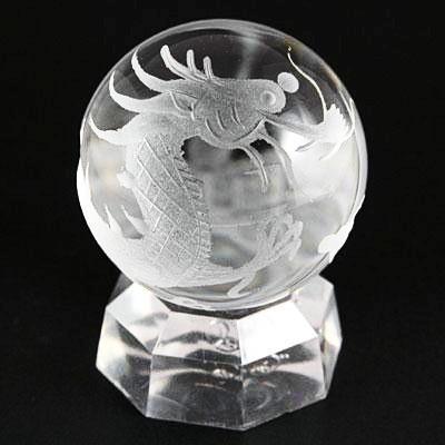 水晶丸玉手彫り龍50mm