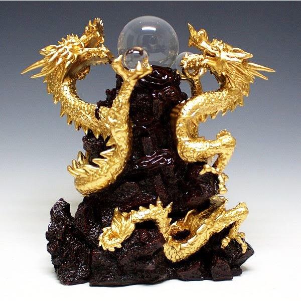 開運置物！ 山水龍 人工水晶3個付 高34×幅34×奥18cm  宅急便のみ対応の画像