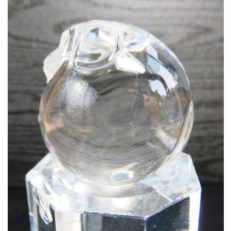 1点物 犬彫刻水晶玉 AAA 38x38mm玉 水晶さざれ100ｇ付 おすすめ品 穴無 透明度高い 山梨水晶彫刻商品 水晶球 水晶 丸玉 球体 置物 原石　｜luz｜04