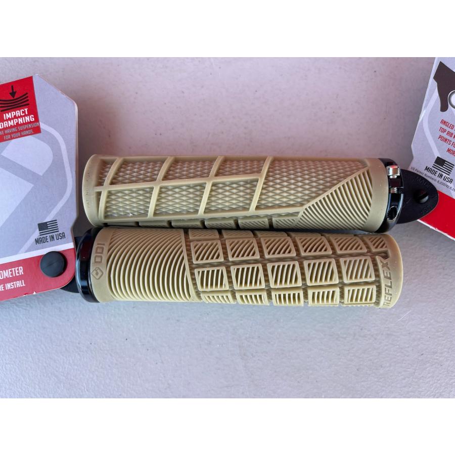 ☆新型グリップお試し価格☆《03-05-452》ODI REFLEX GRIPS V2.1 TAN
